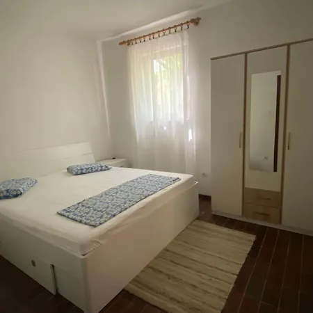 Apartament Vida *
