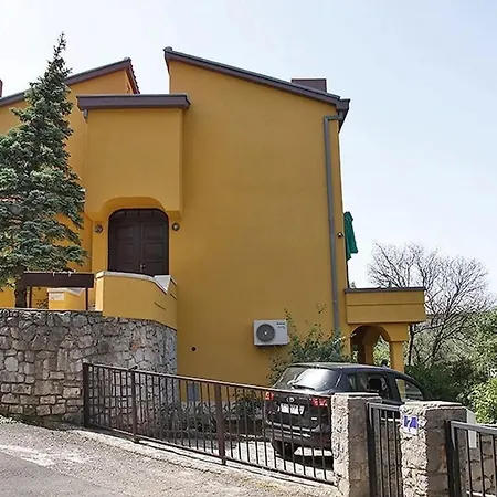Apartament Vida *